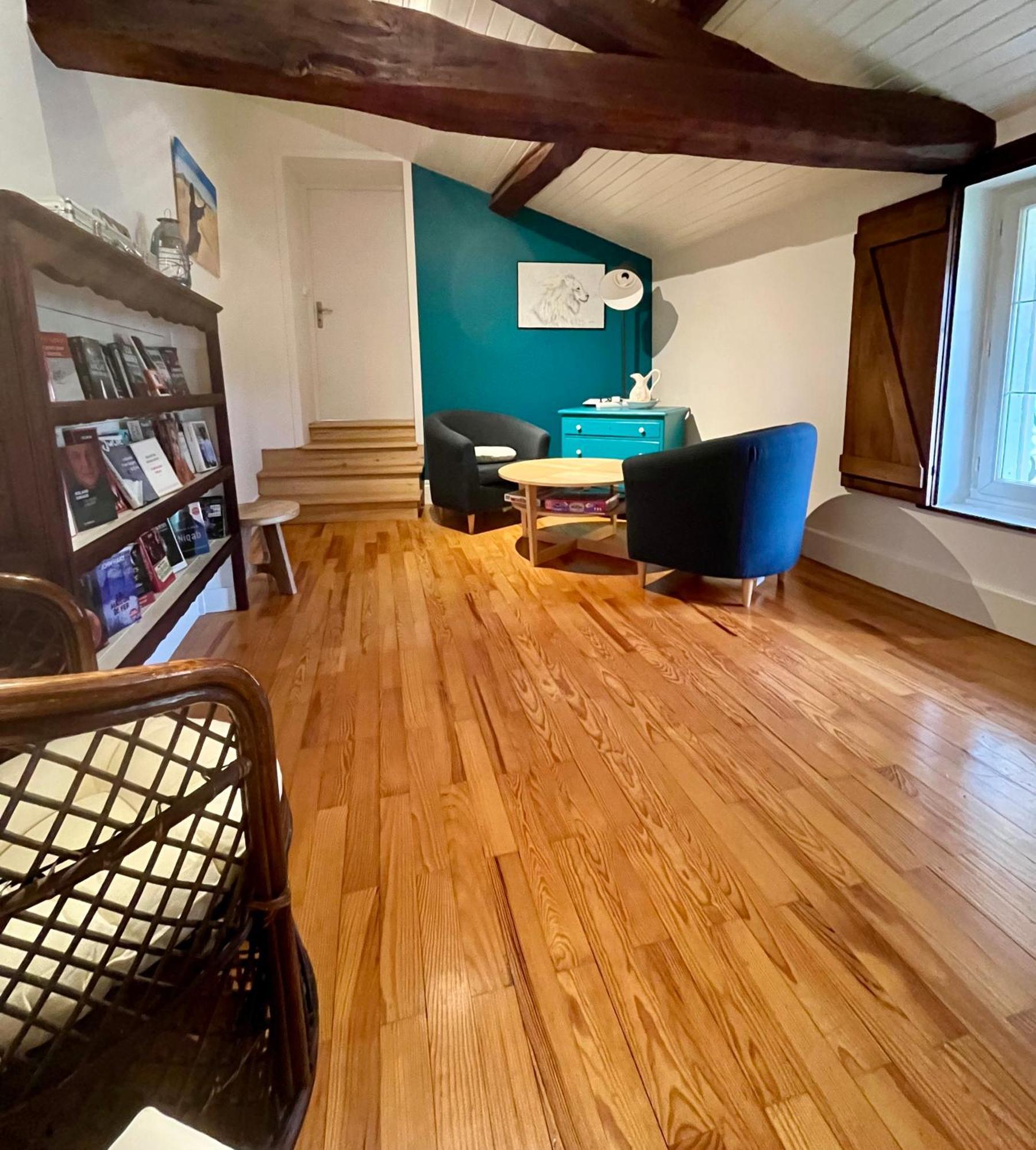 Chambres D'Hotes Les Vernayes Amplepuis Esterno foto