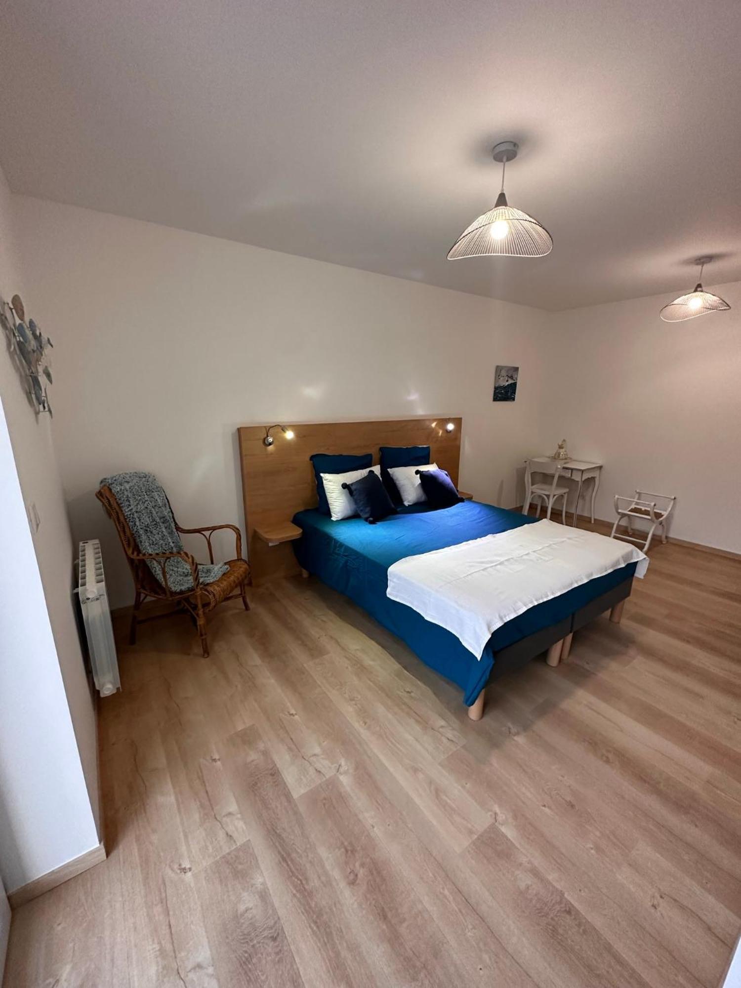 Chambres D'Hotes Les Vernayes Amplepuis Esterno foto