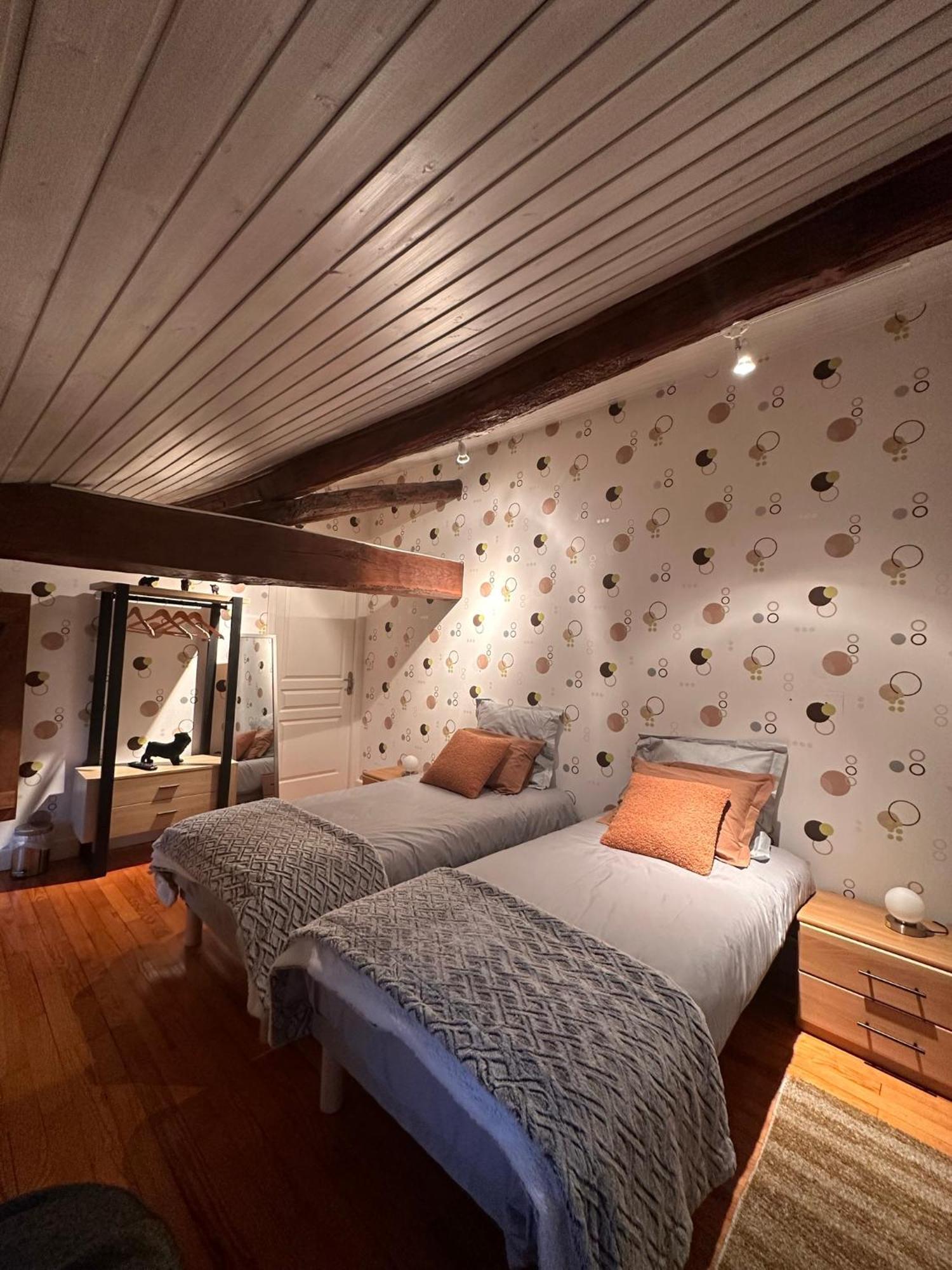 Chambres D'Hotes Les Vernayes Amplepuis Esterno foto