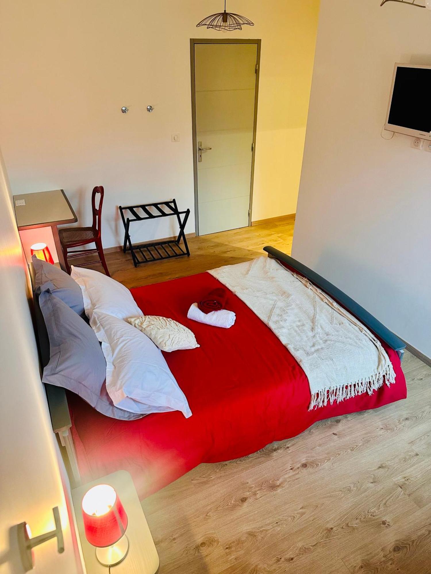 Chambres D'Hotes Les Vernayes Amplepuis Esterno foto